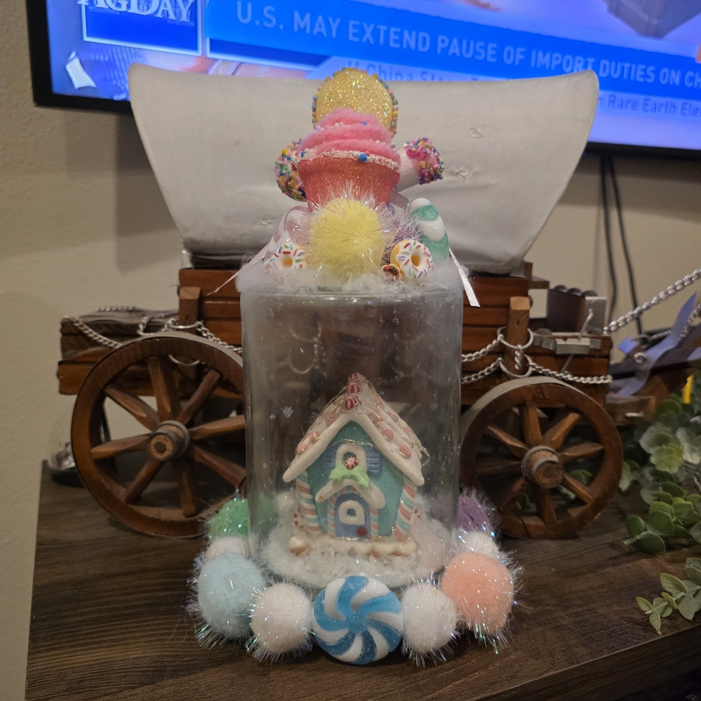 Handcrafted Holiday Gingerbread House Snow Globe With Lights- NWT